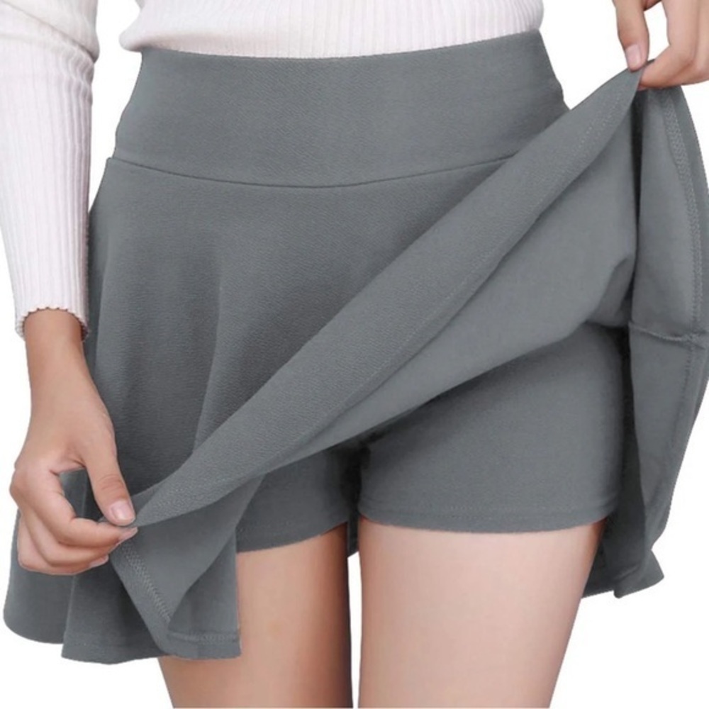 DJT Flared Pleated Grey Women's Casual Stretchy Mini Skater Skort Size Small​